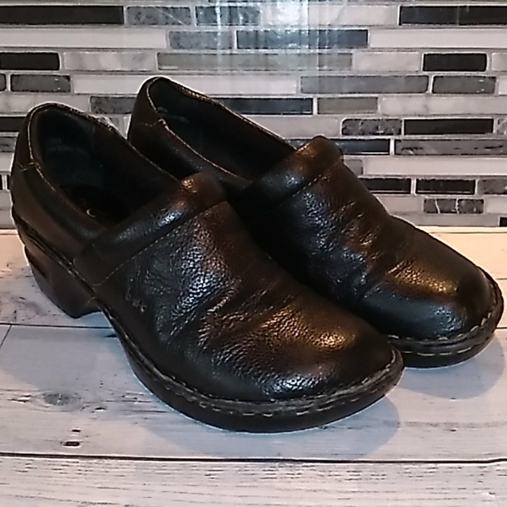 Boc nursing mules clogs black 7.5